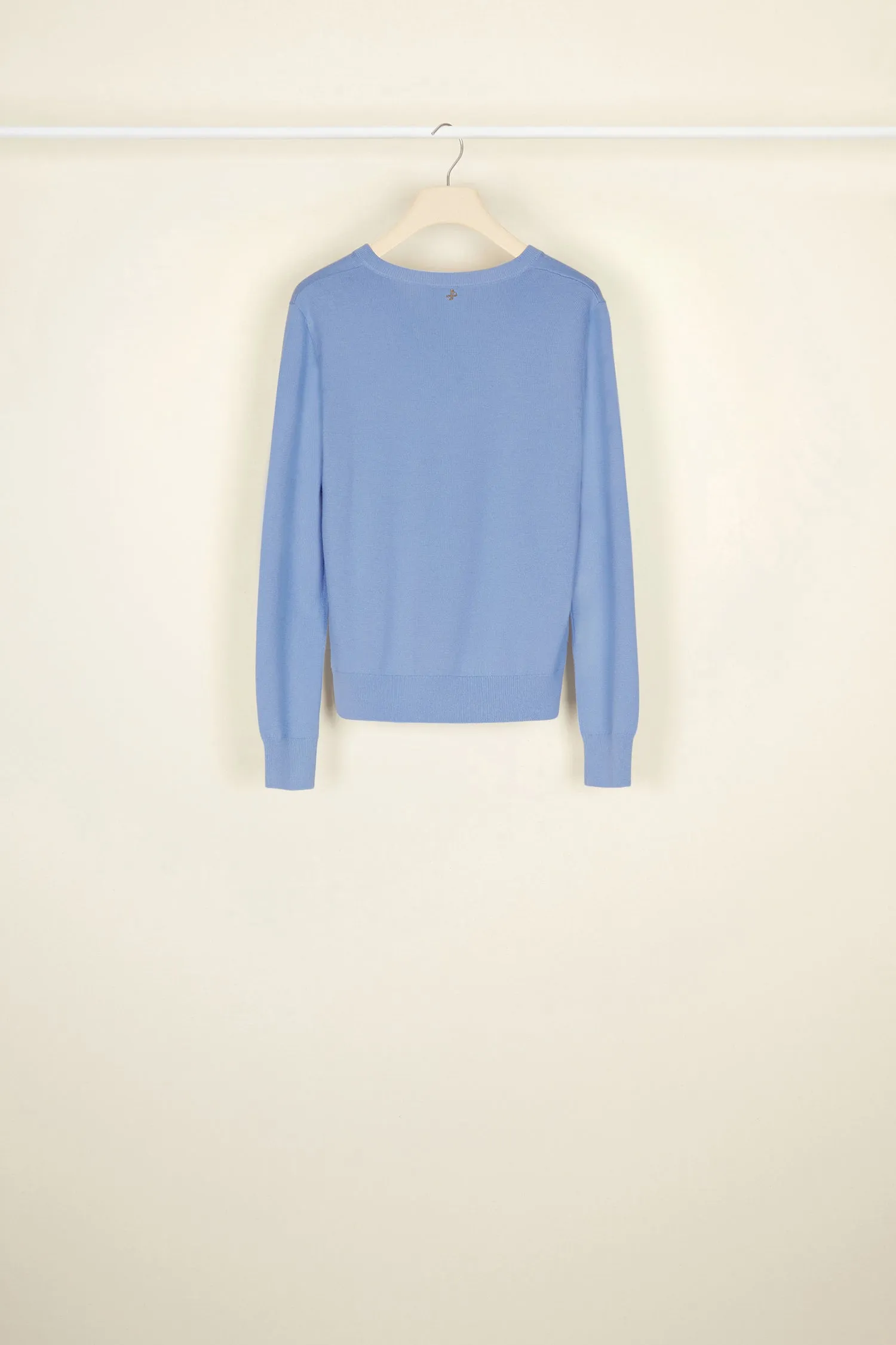 Crochet collar fine wool jumper