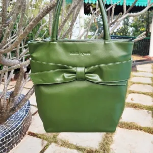 Emerald Green Tote Bag | Study and Durable Cactus Leather | Crisp Design