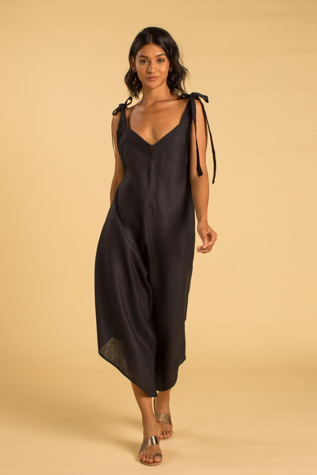 GRANADINA Linen Jumper - Black