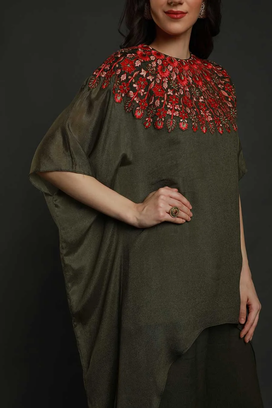 Green Embroidered Tunic & Pants Set