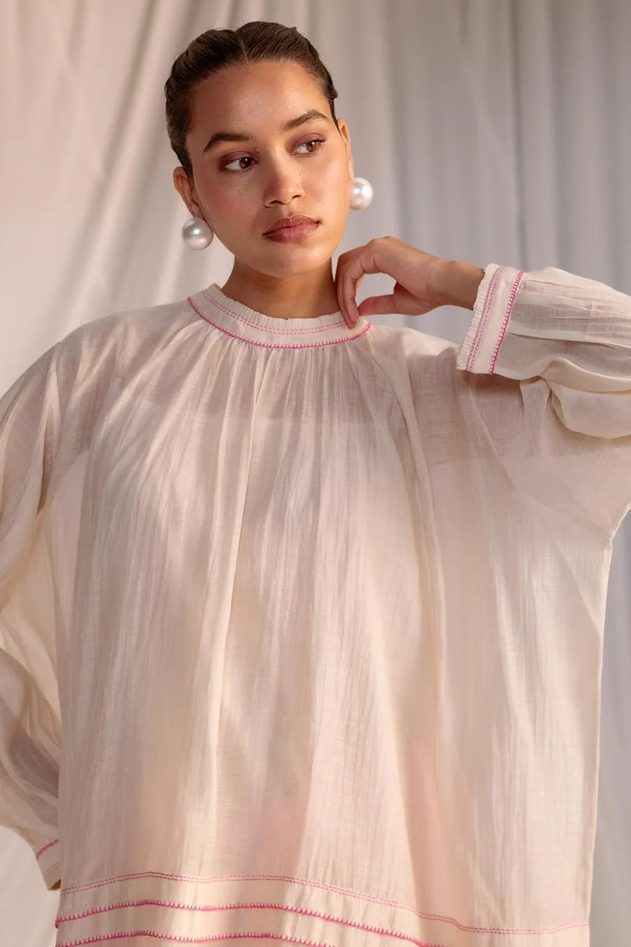 Off-White & Pink Gathered Tunic & Pant Set