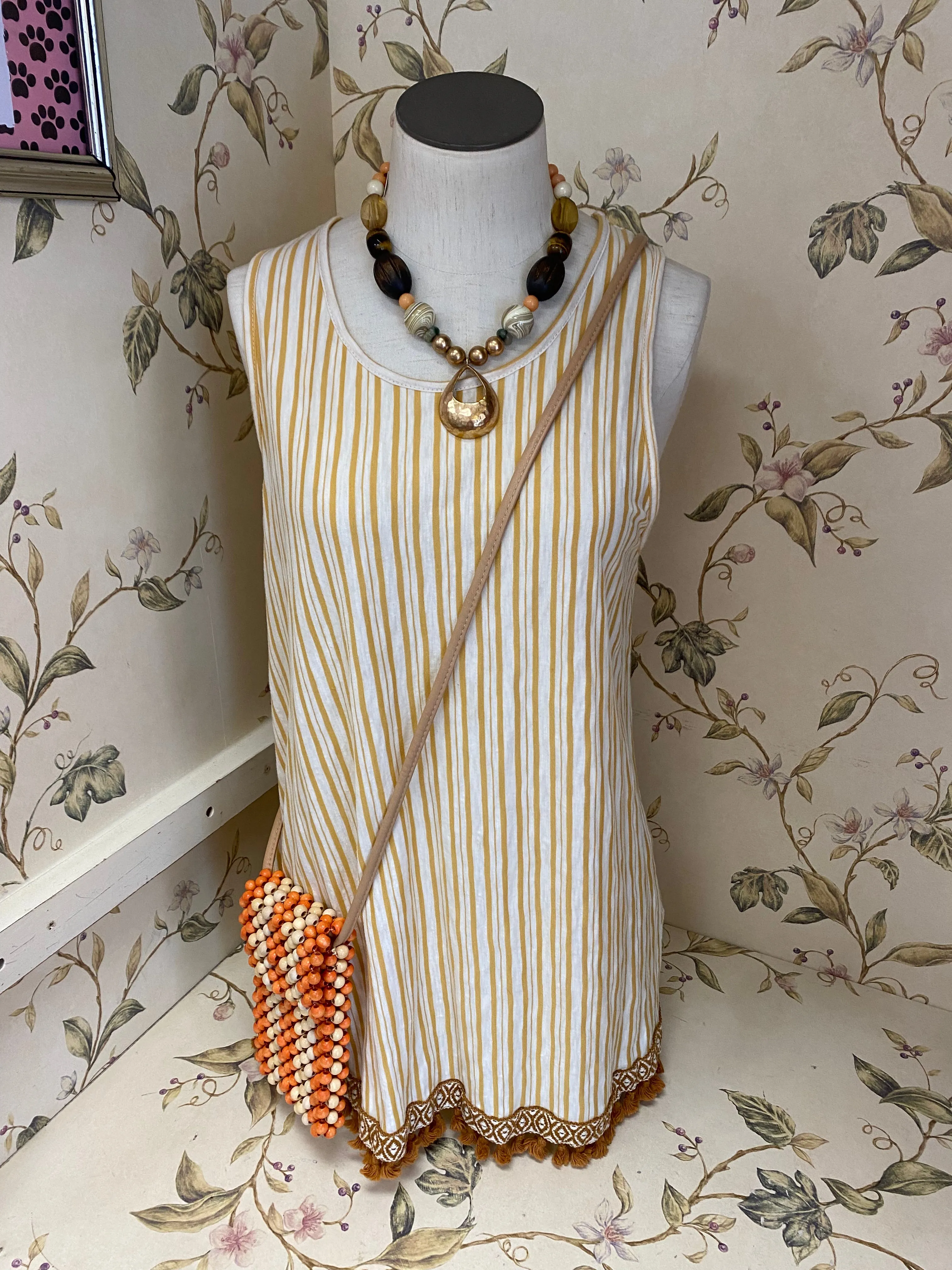 W5 Yellow Tops, M